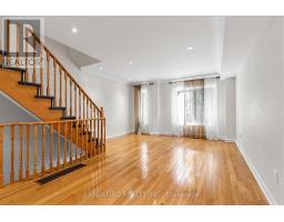 37 Birdstone Crescent, Toronto, ON M6N5H5 Photo 6