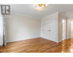 37 Birdstone Crescent, Toronto, ON M6N5H5 Photo 9