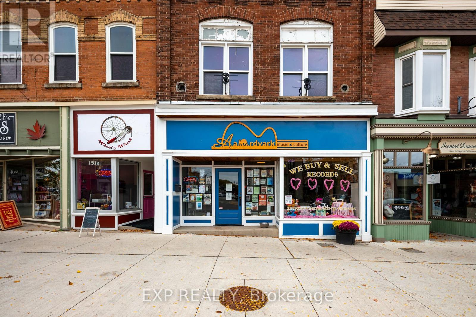 145-147 BROADWAY, Orangeville