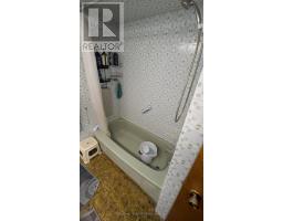 99 Gosford Boulevard, Toronto, ON M3N2G9 Photo 18