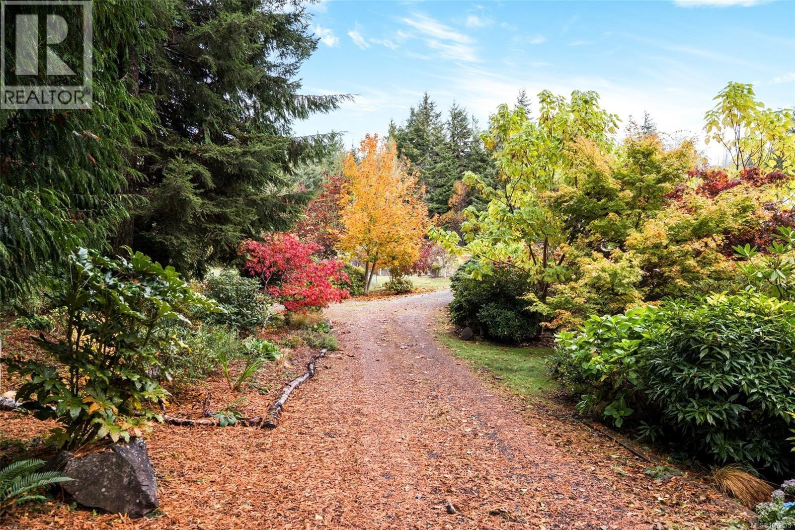 8126 Brutus Ridge Rd - 10