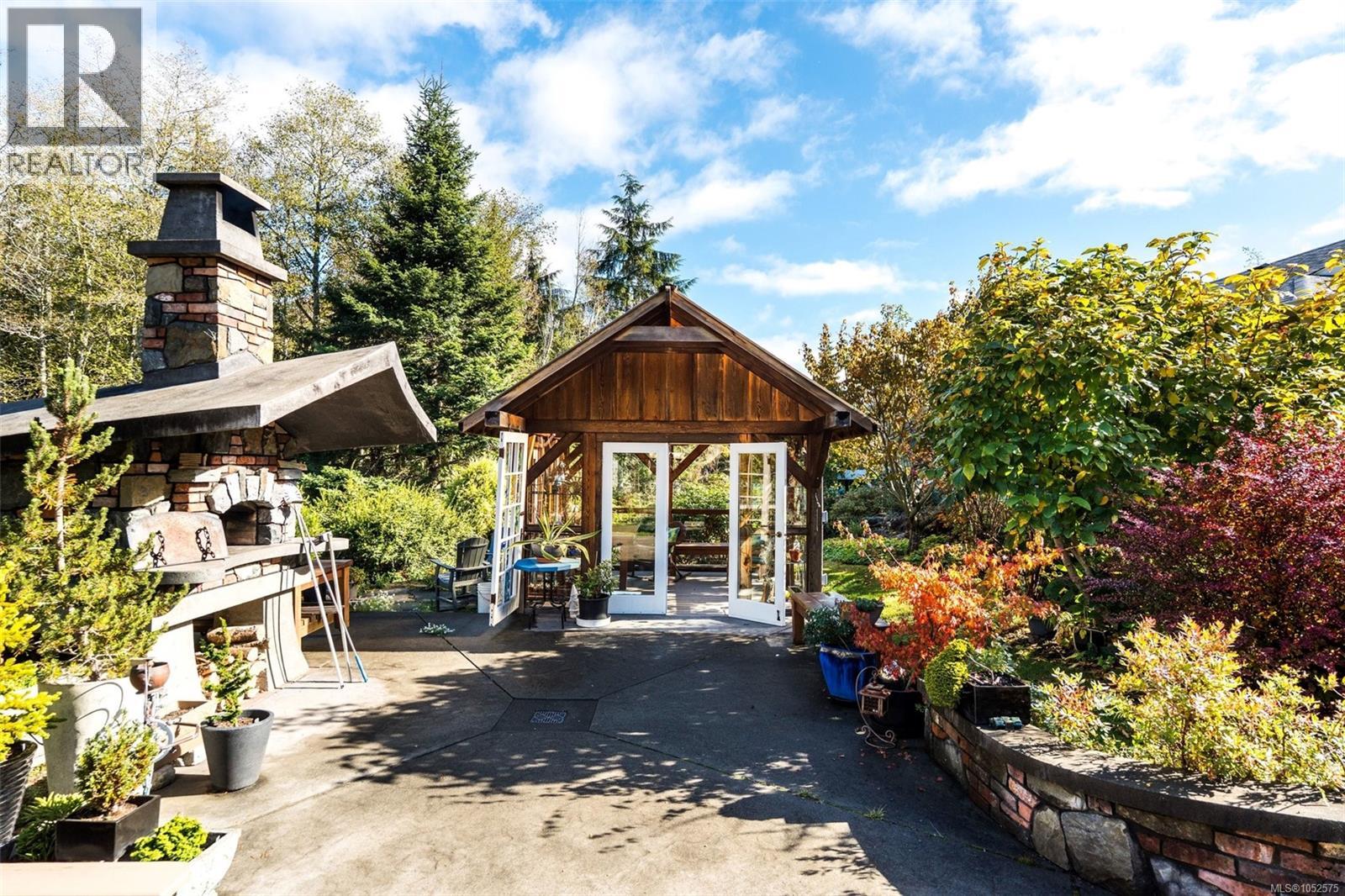  8126 Brutus Ridge Road, Sooke