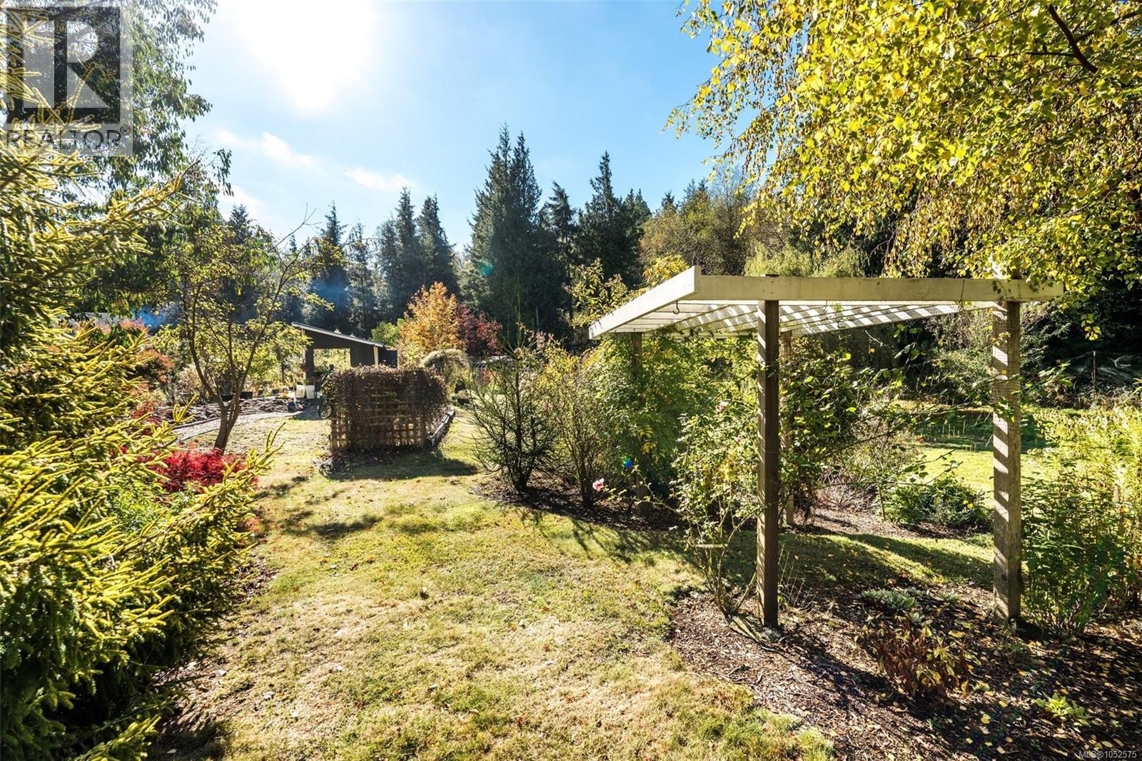  8126 Brutus Ridge Road, Sooke
