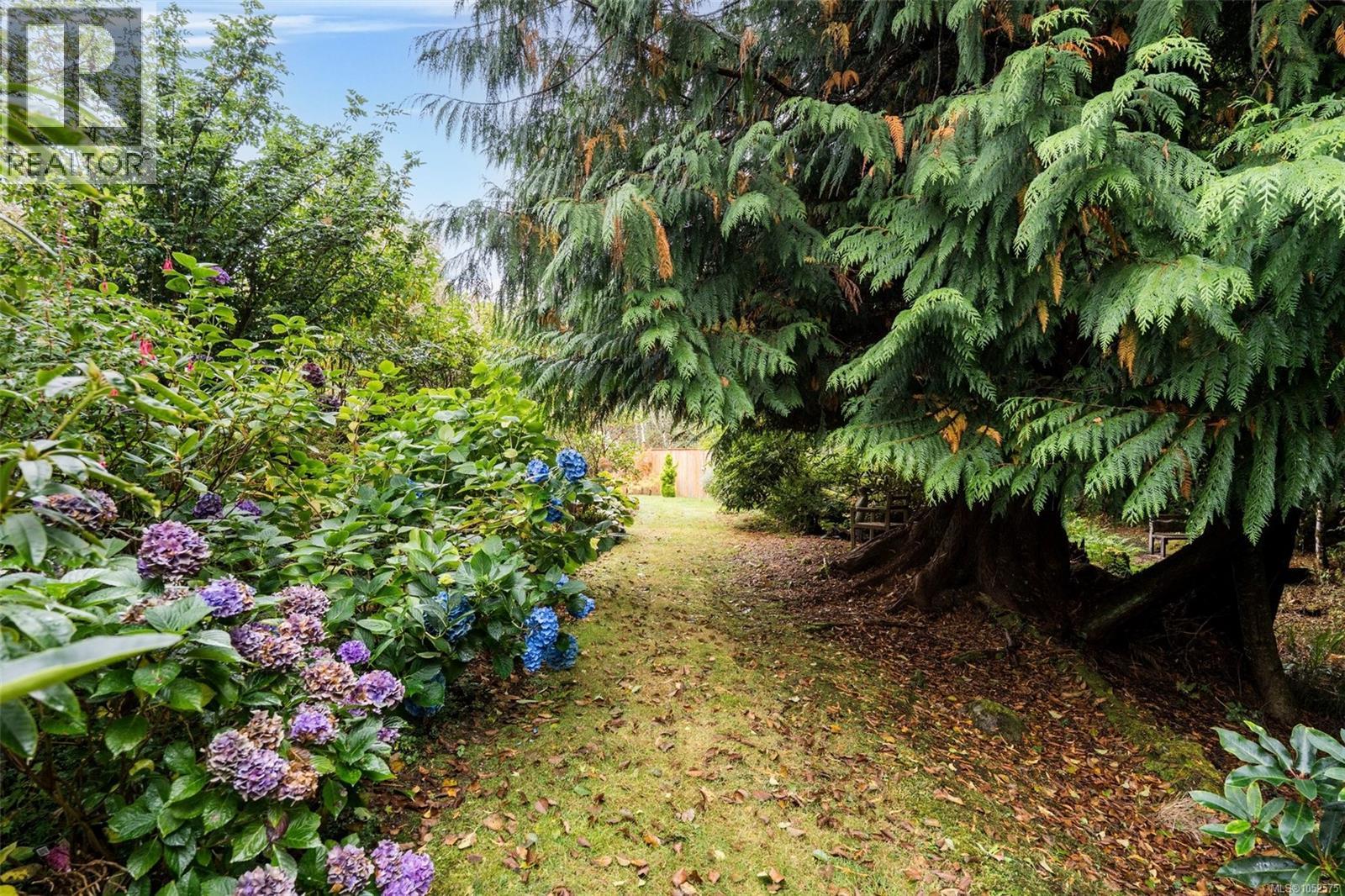  8126 Brutus Ridge Road, Sooke