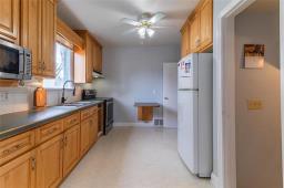 449 Jefferson Avenue, Winnipeg, MB R2V0N5 Photo 25
