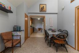 449 Jefferson Avenue, Winnipeg, MB R2V0N5 Photo 29