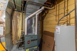 449 Jefferson Avenue, Winnipeg, MB R2V0N5 Photo 38