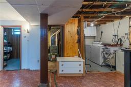 449 Jefferson Avenue, Winnipeg, MB R2V0N5 Photo 40