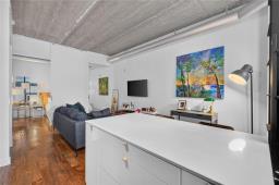 301 311 Hargrave Street, Winnipeg, MB R3B0V8 Photo 10