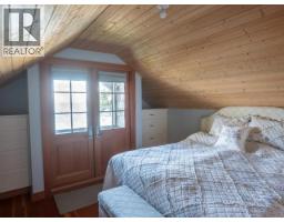 3054 Malaspina Promenade, Savary Island, BC V0N2G0 Photo 15
