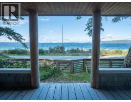 3054 Malaspina Promenade, Savary Island, BC V0N2G0 Photo 21