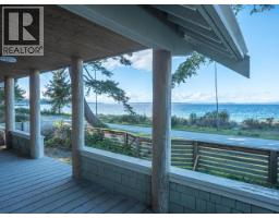 3054 Malaspina Promenade, Savary Island, BC V0N2G0 Photo 22