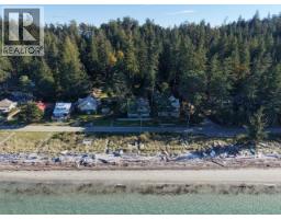 3054 Malaspina Promenade, Savary Island, BC V0N2G0 Photo 32