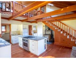 Dining nook - 3054 Malaspina Promenade, Savary Island, BC V0N2G0 Photo 8
