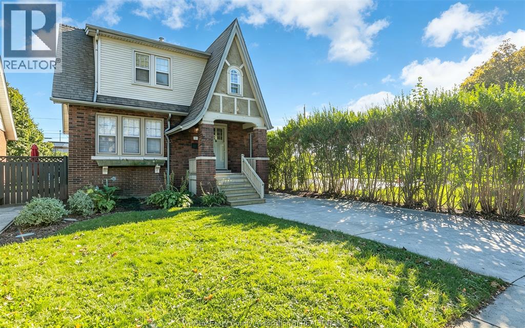 1917 ONEIDA COURT, Windsor — photo 3