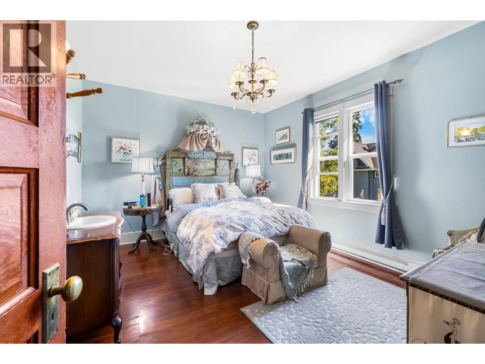 330 Northwest Boulevard - 11