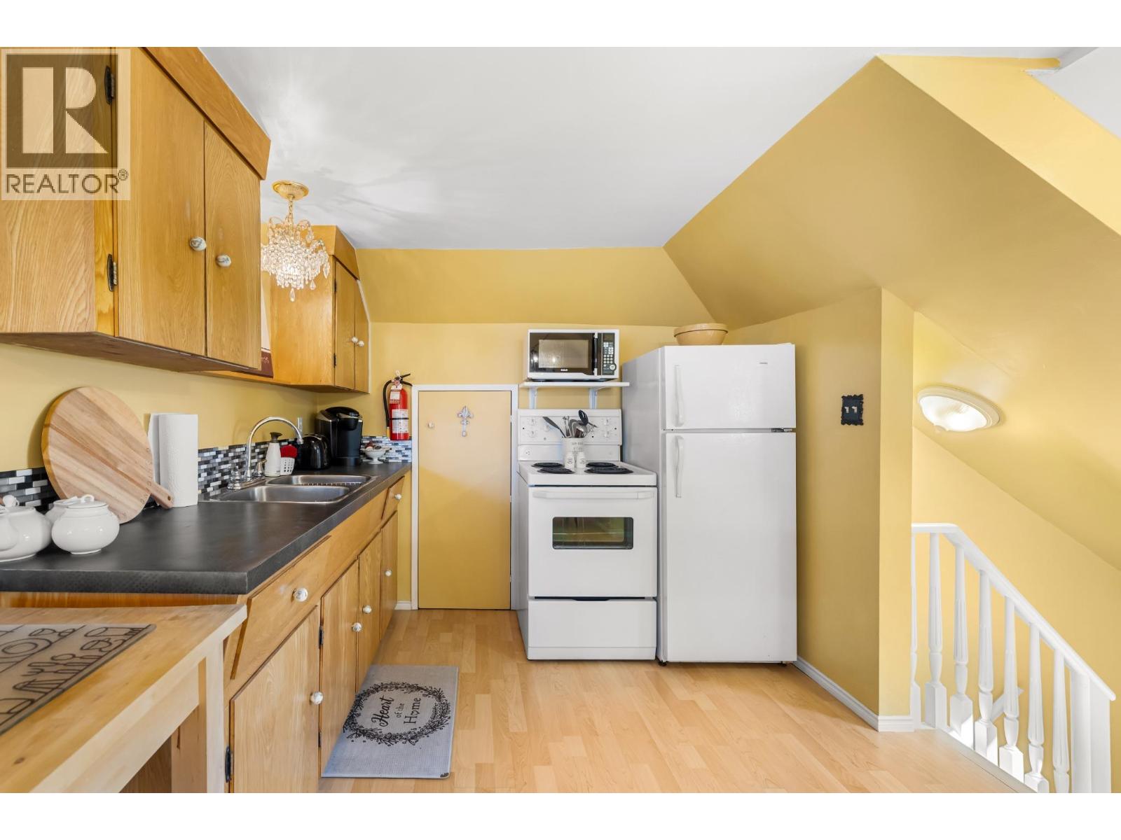 330 Northwest Boulevard - 14