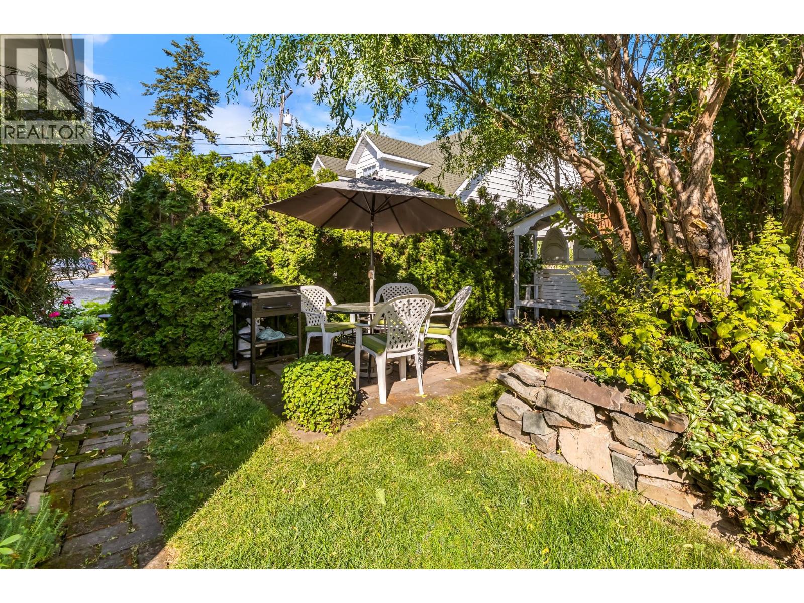 330 Northwest Boulevard - 17