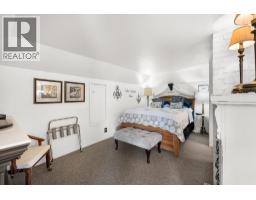 Living room - 330 Northwest Boulevard, Creston, BC V0B1G4 Photo 15