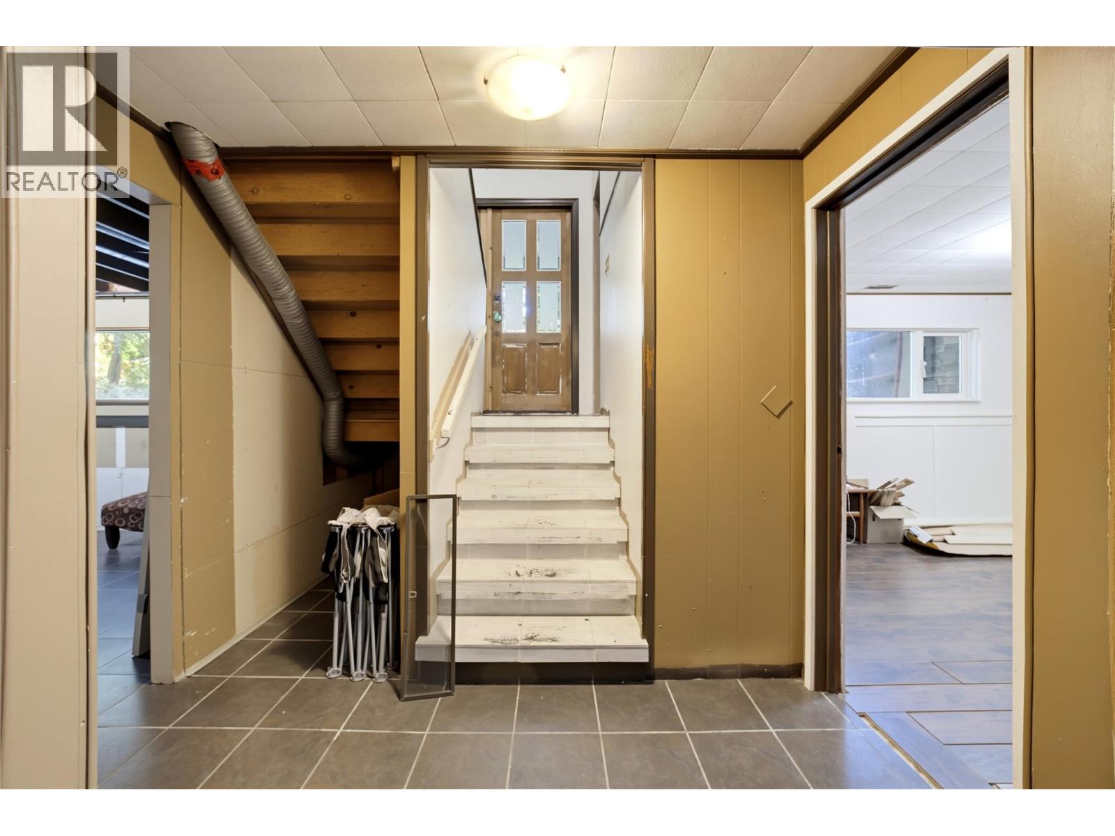9020 Hummingbird Drive - 23