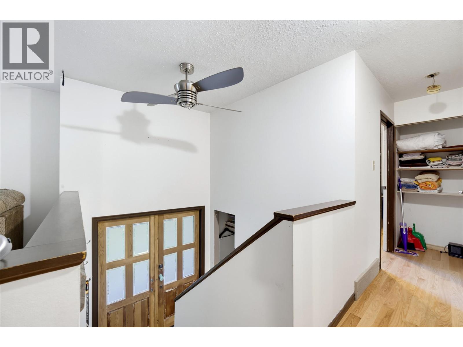 9020 Hummingbird Drive - 24