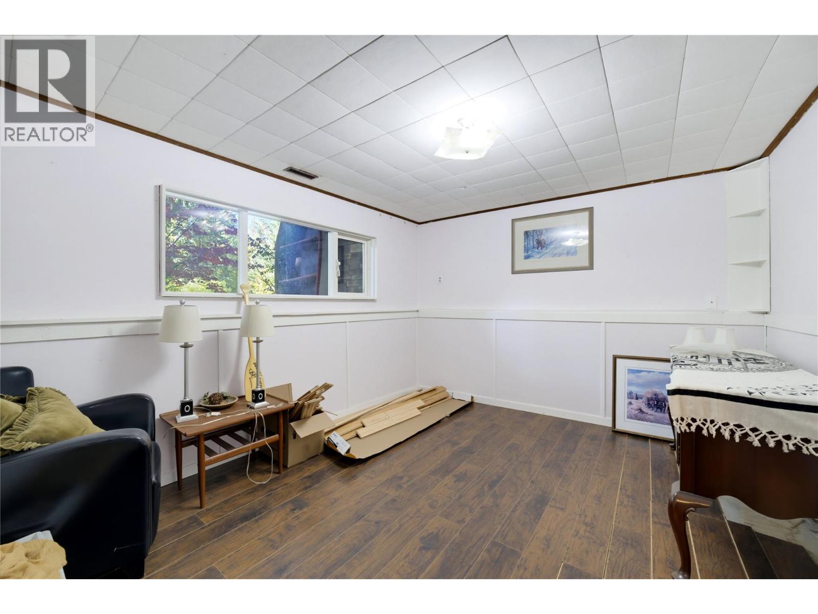 9020 Hummingbird Drive - 27