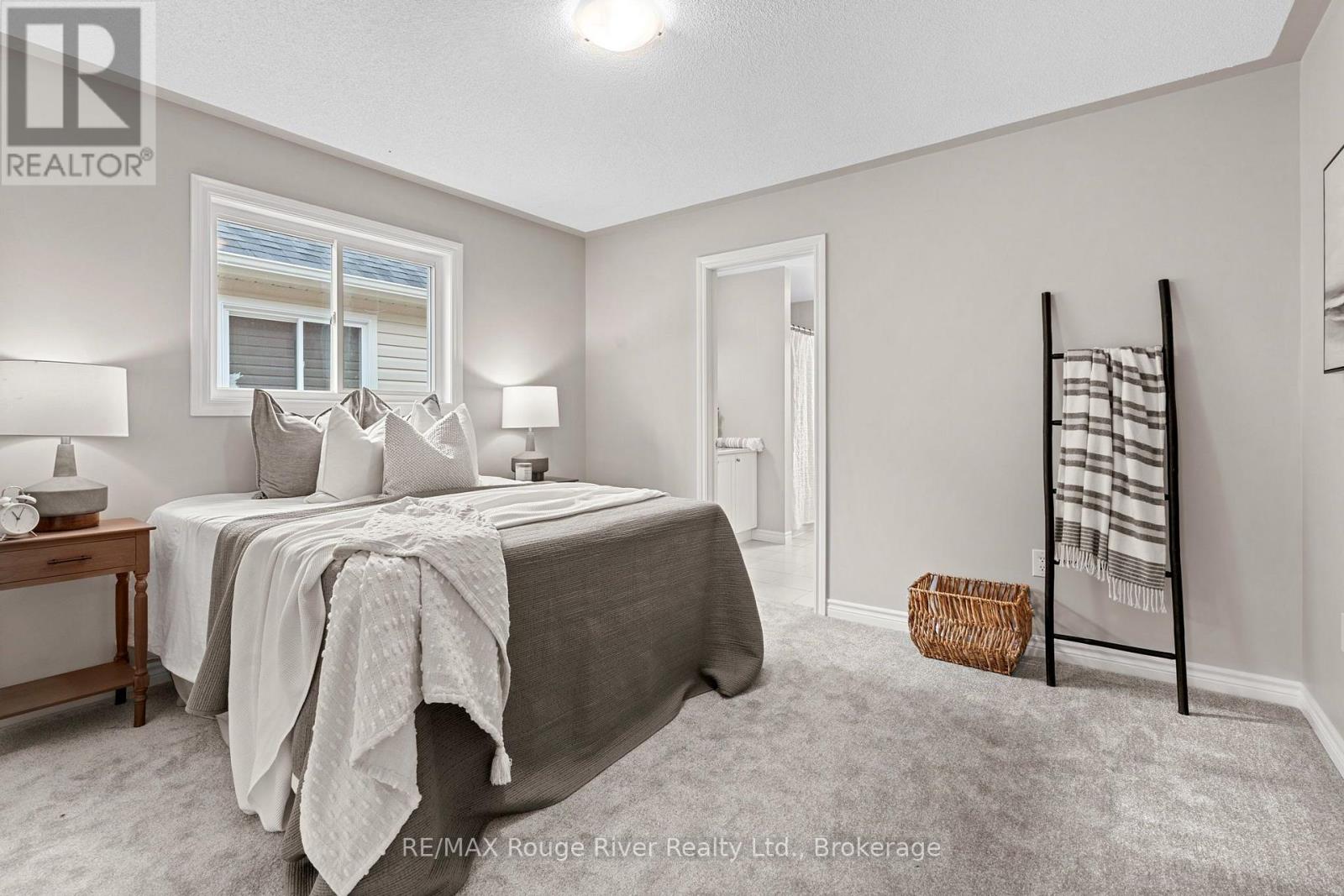 270 Lyle Drive, Clarington, ON photo 9