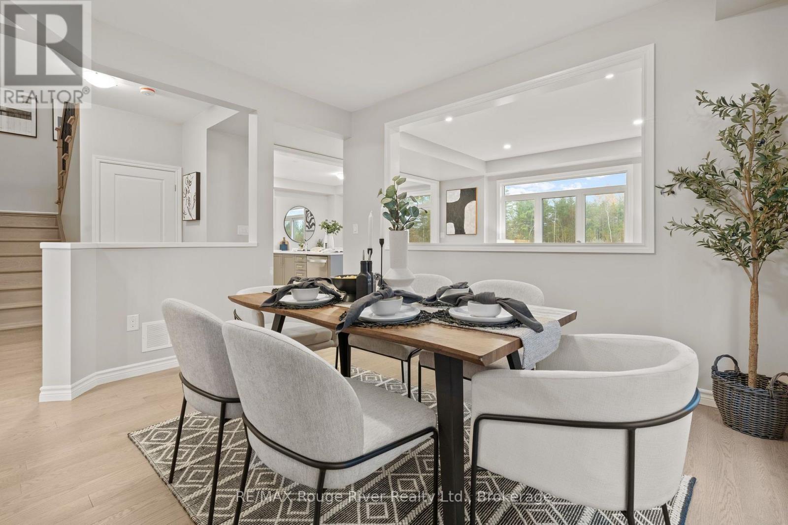 286 LYLE DRIVE - 4
