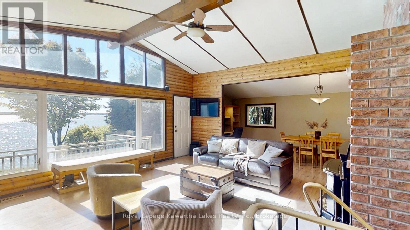 18 LAKEVIEW BOULEVARD - 13