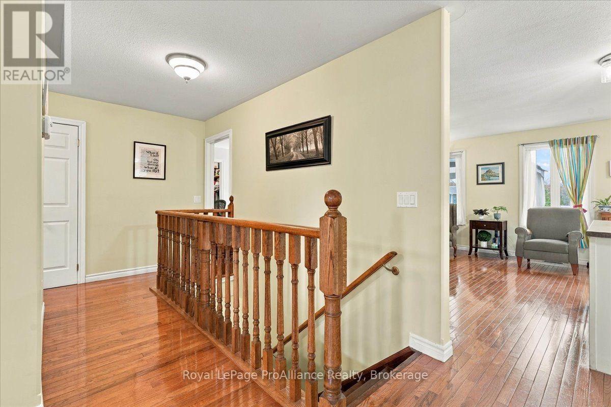 99 MCKENZIE STREET - 13
