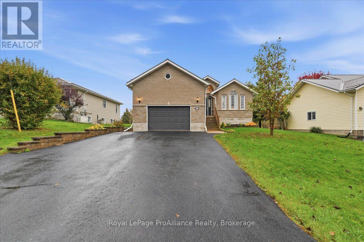 99 MCKENZIE STREET - 2