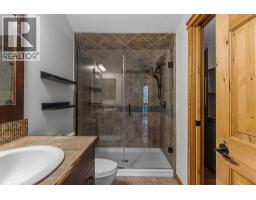 202, 75 Dyrgas Gate, Canmore, AB T1W0A6 Photo 17