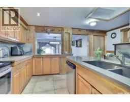 Laundry room - 2335 Reynolds Street, Regina, SK S4N3N6 Photo 8