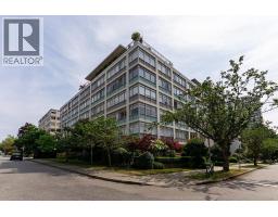 110 1975 Pendrell Street, Vancouver, BC V6G1T6 Photo 9