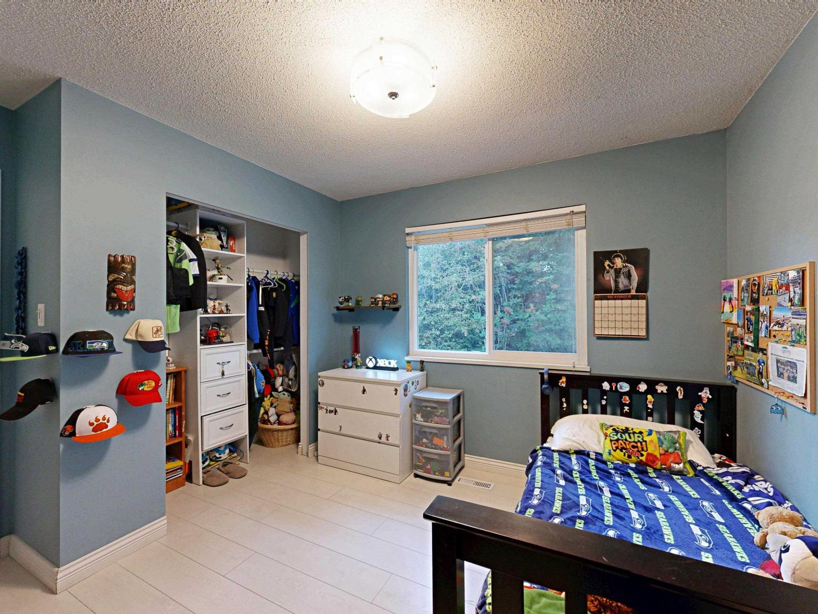Photo of 1114 161A STREET 20