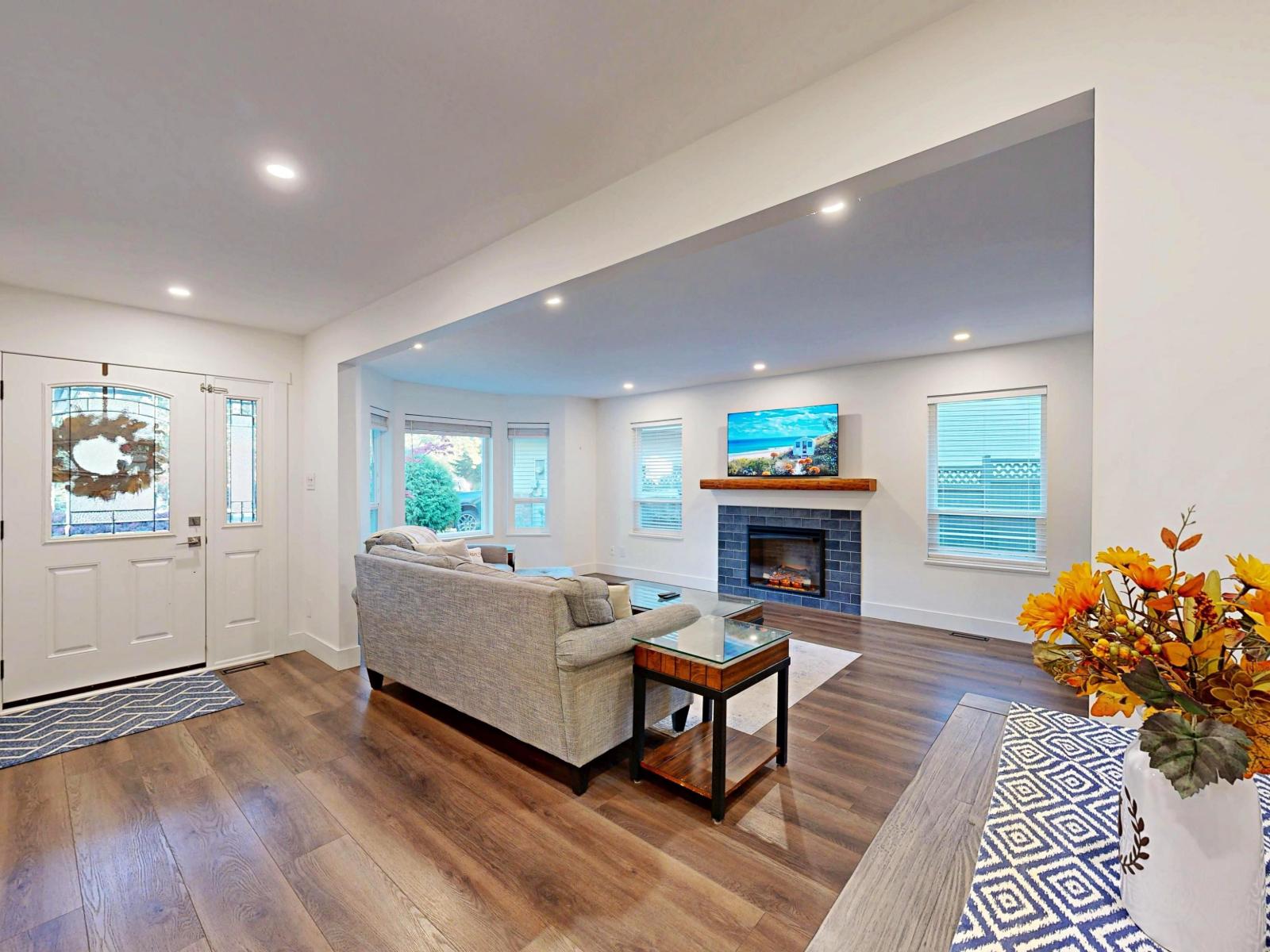 Photo of 1114 161A STREET 14