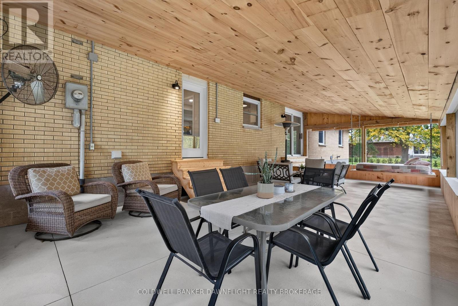 368 STATION STREET - 29