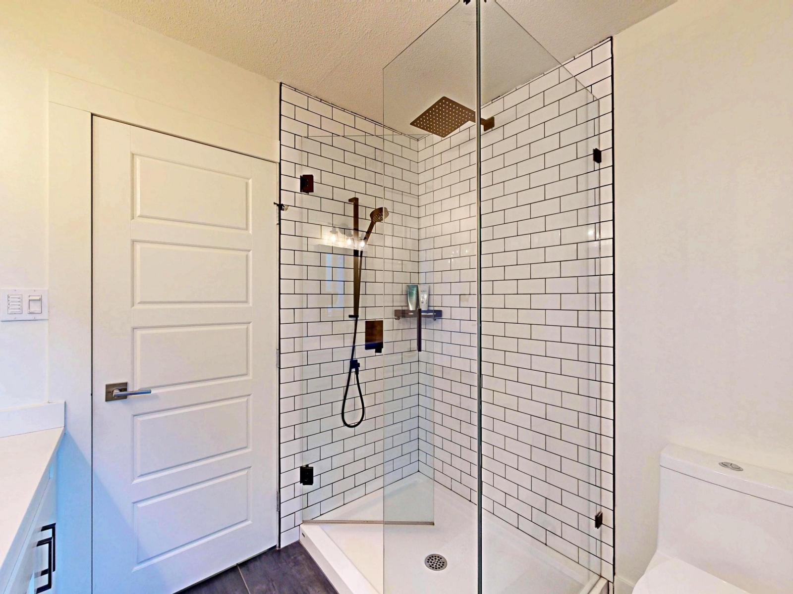 Photo of 1114 161A STREET 17