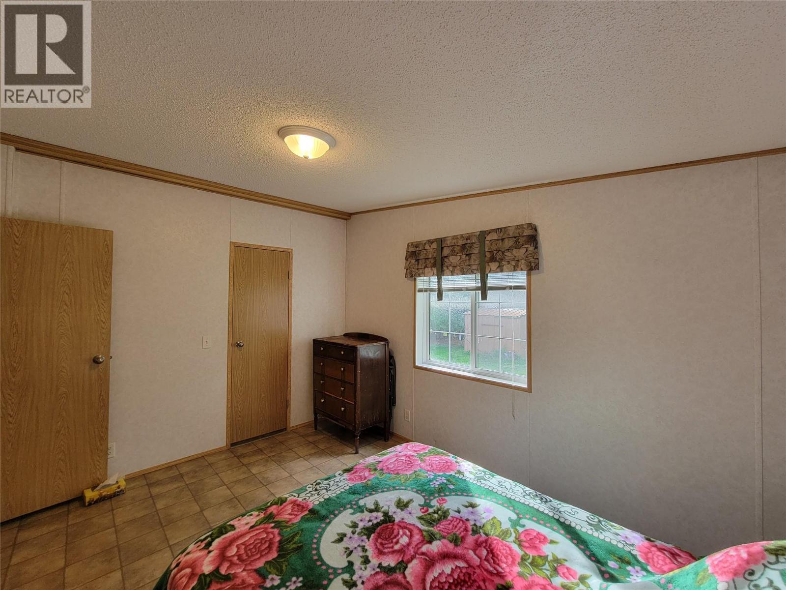 #13 1518 Highway 3A - 25