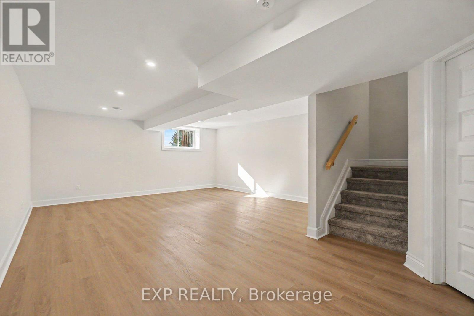 3 Bed, 3 Bath Townhouse for Rent in Russell – 202 ST MALO PLACE, Russell – MLS# X14095038 - Image 33