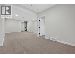 77 Royston Gardens Nw, Calgary, AB T3L0N9 Photo 46