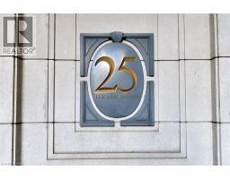 25 The Esplanade Unit# 1611, Toronto, ON M5E1W5 Photo 49