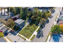 174 Pitt Street, Saint John, NB E2L2W7 Photo 13