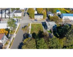 174 Pitt Street, Saint John, NB E2L2W7 Photo 9