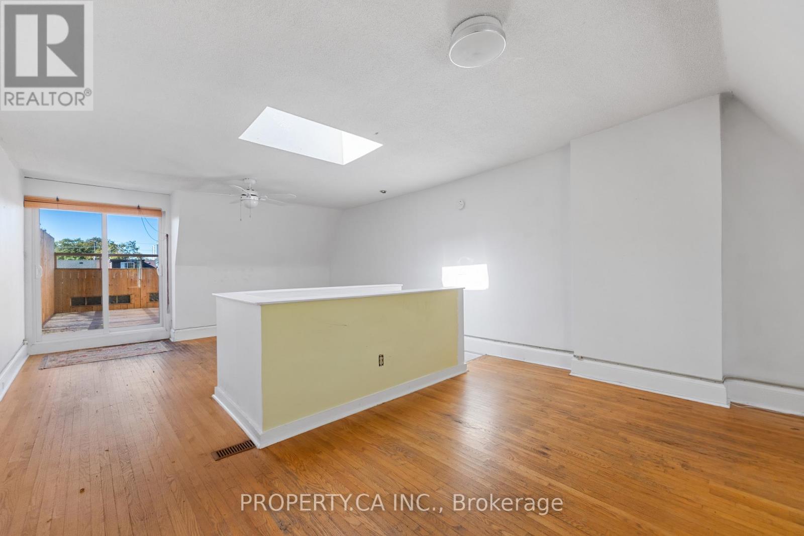620 CRAWFORD STREET - 32