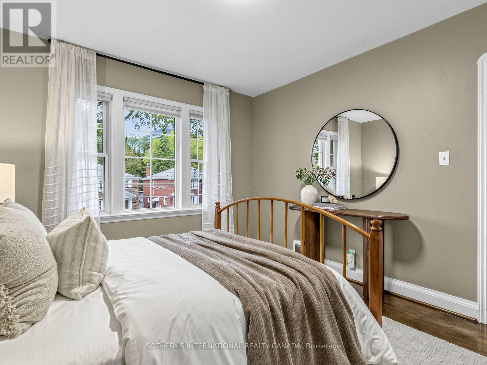 22 Thursfield Crescent, Toronto, ON photo 19