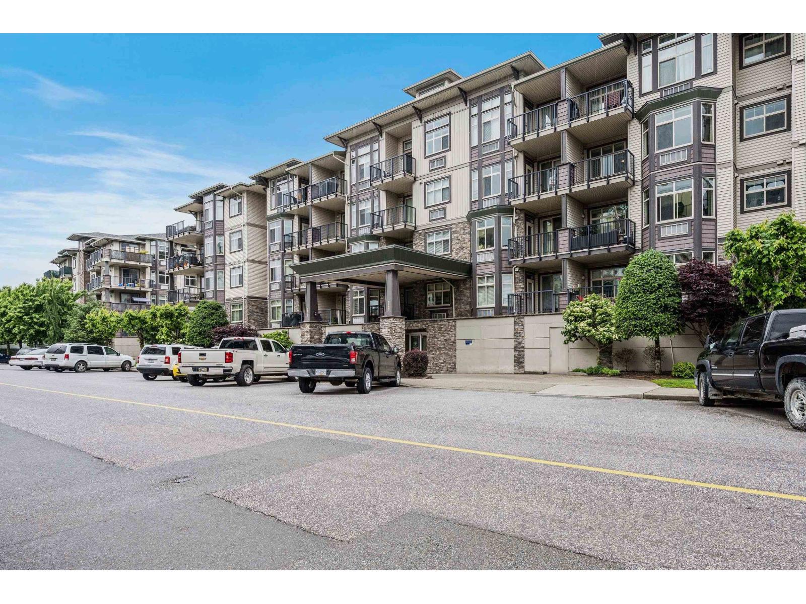Photo of 412 45893 CHESTERFIELD AVENUE, Chilliwack Downtown
