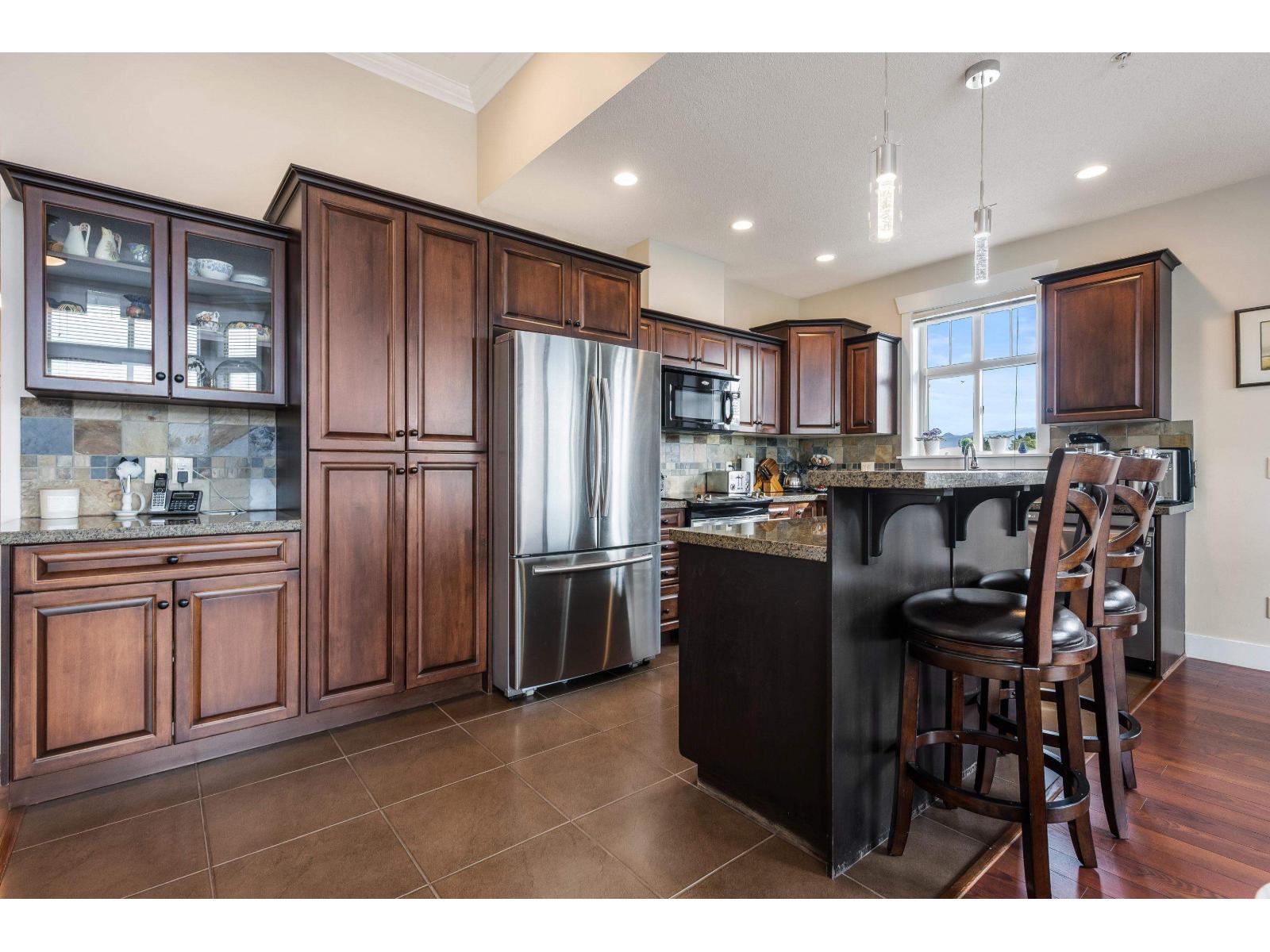 Photo of 412 45893 CHESTERFIELD AVENUE, Chilliwack Downtown 11