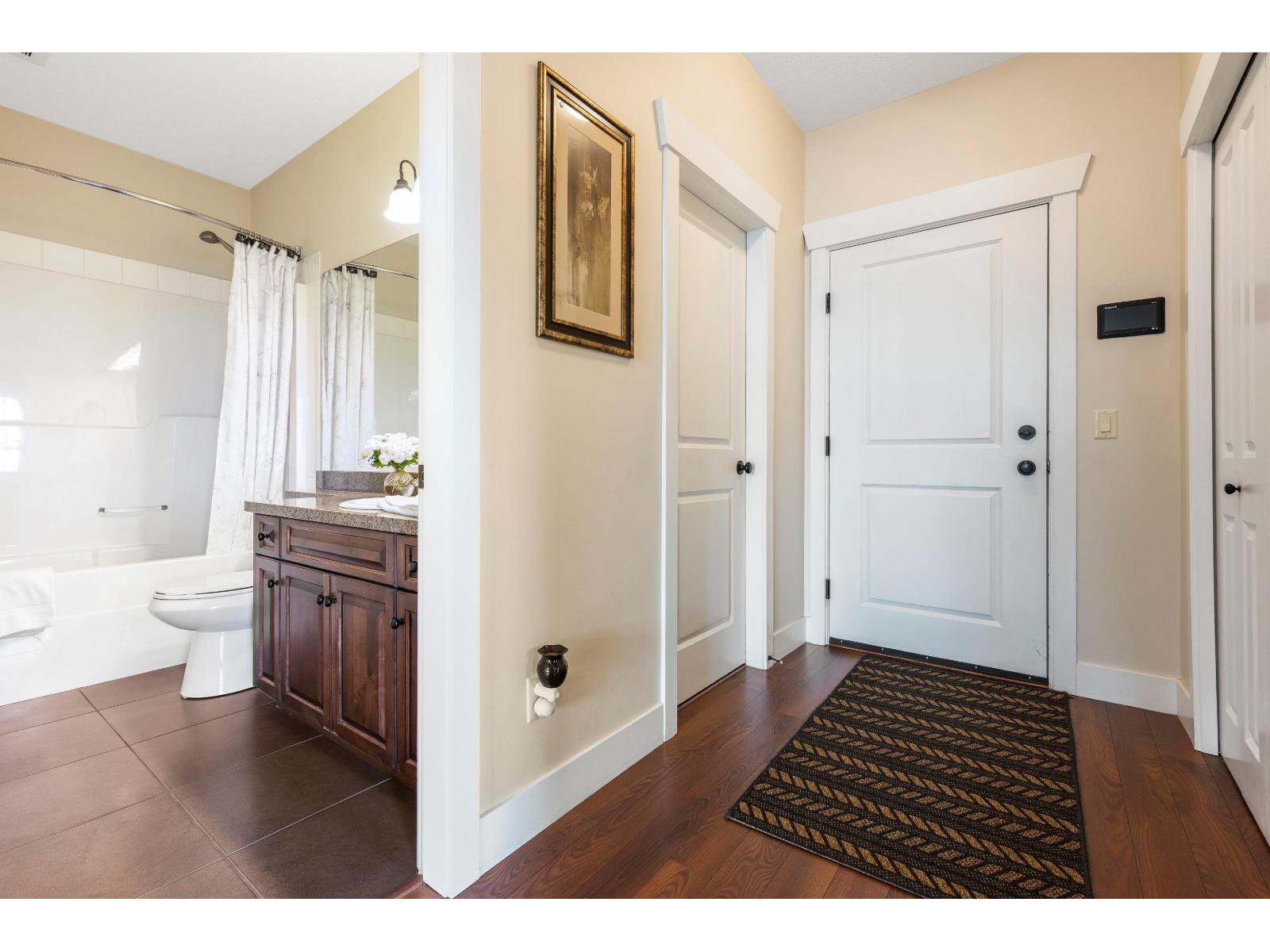 Photo of 412 45893 CHESTERFIELD AVENUE, Chilliwack Downtown 4