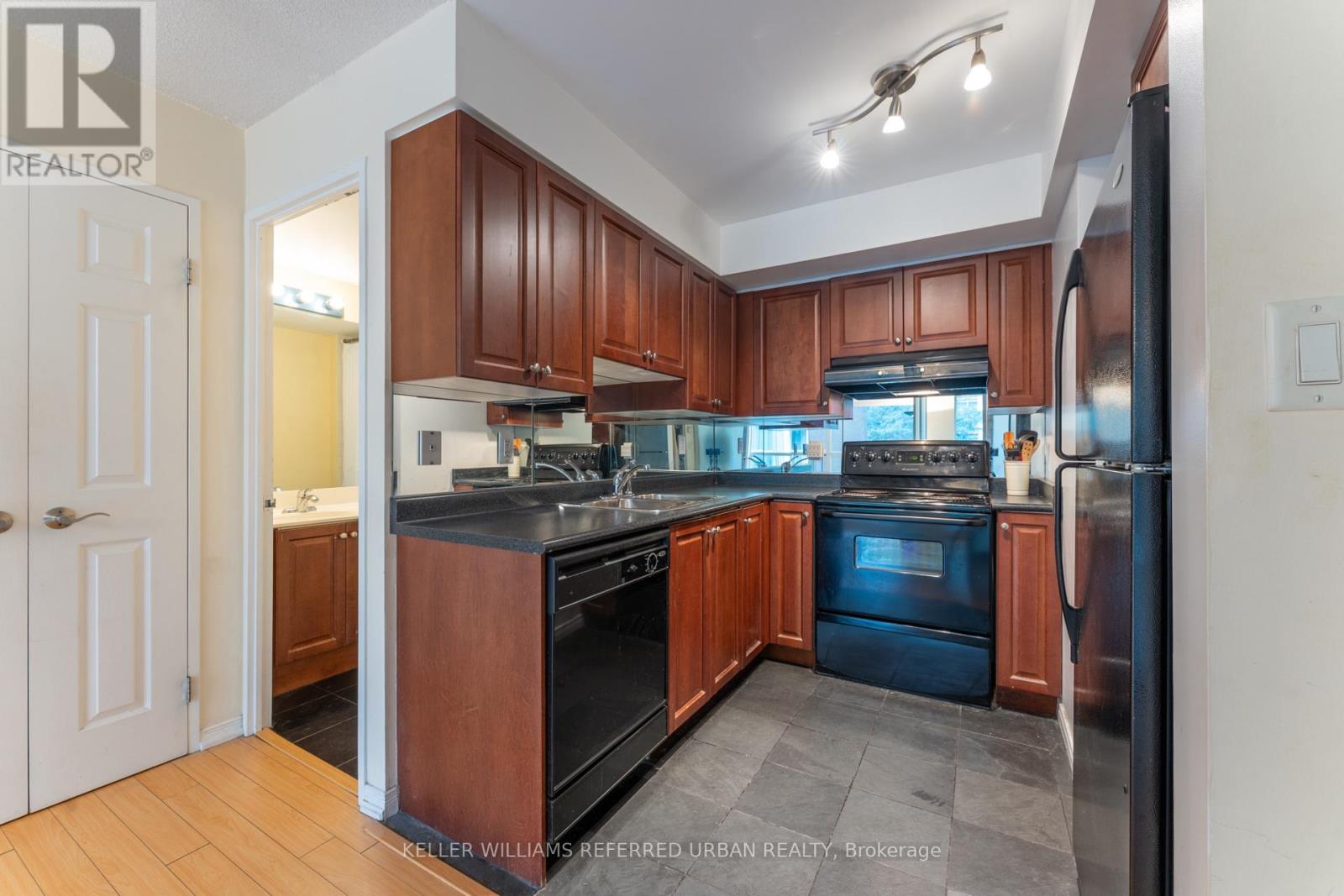 304- 230 King Street East, Toronto, ON photo 2